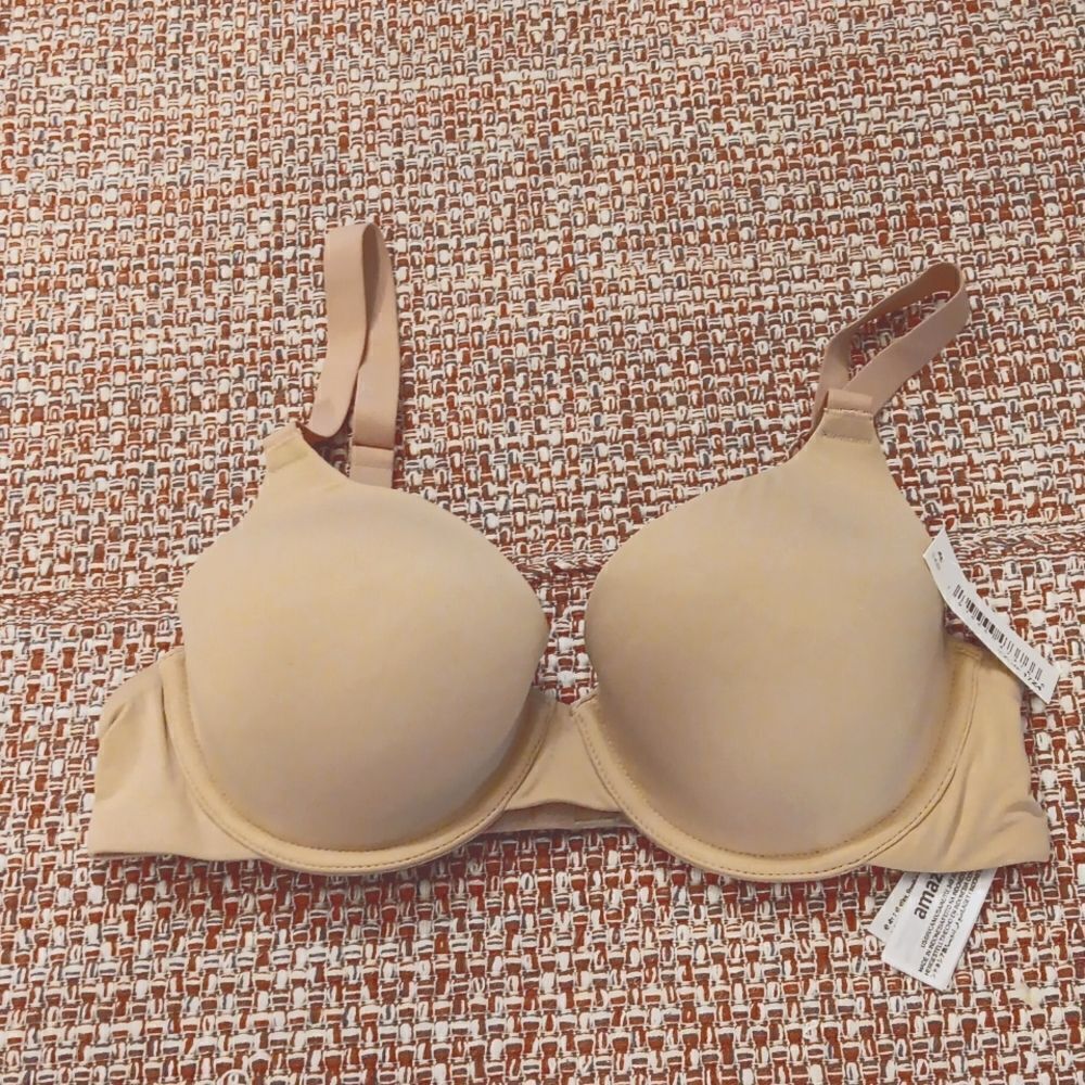 New 34B Amazon Essentials Women's Classic T-Shirt Bra Beige 34B New With…